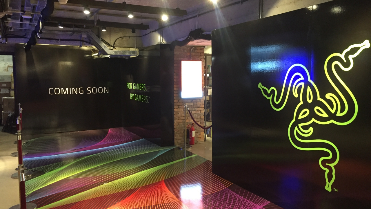 Razer 於 hmv 銅鑼灣店中的體驗區，尚在準備中