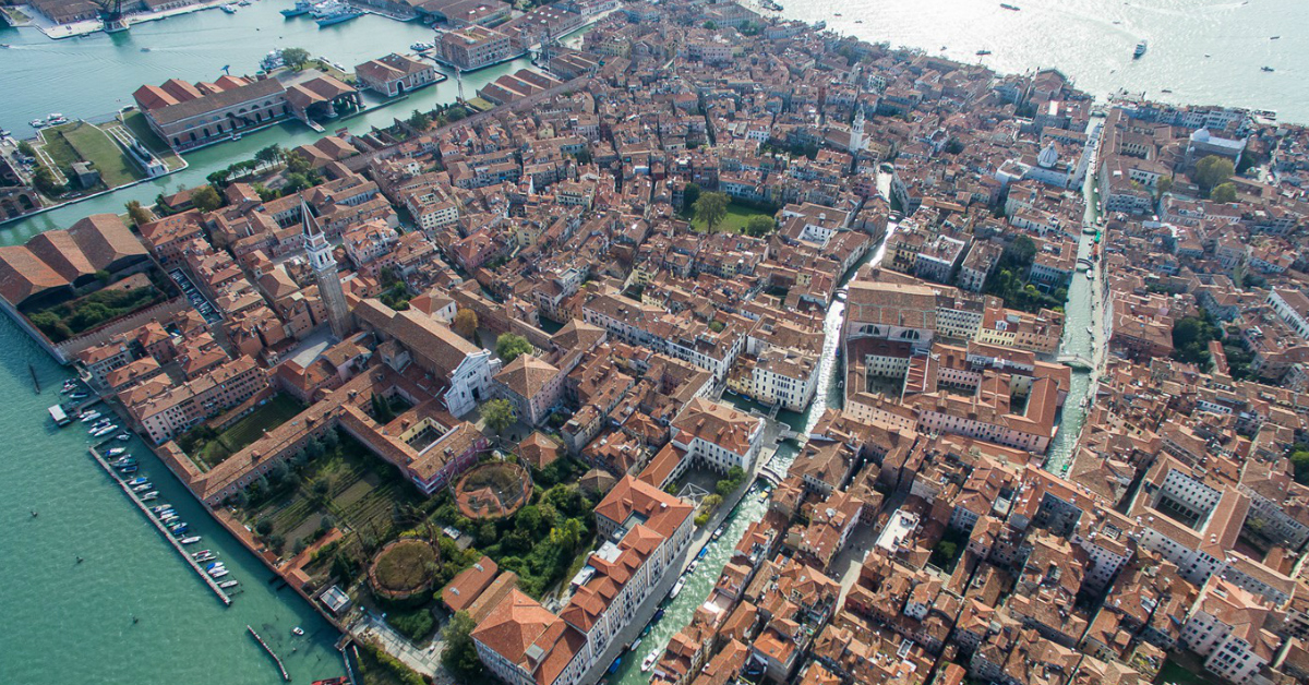 威尼斯水城為藍圖設計
